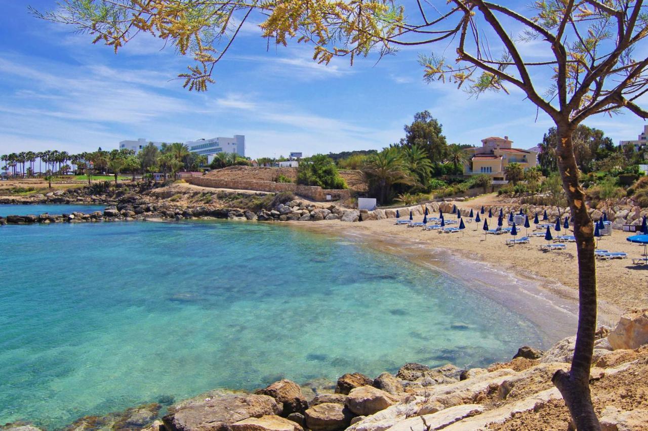 פרוטאראס Laila - Coralli Beachfront Apartment מראה חיצוני תמונה